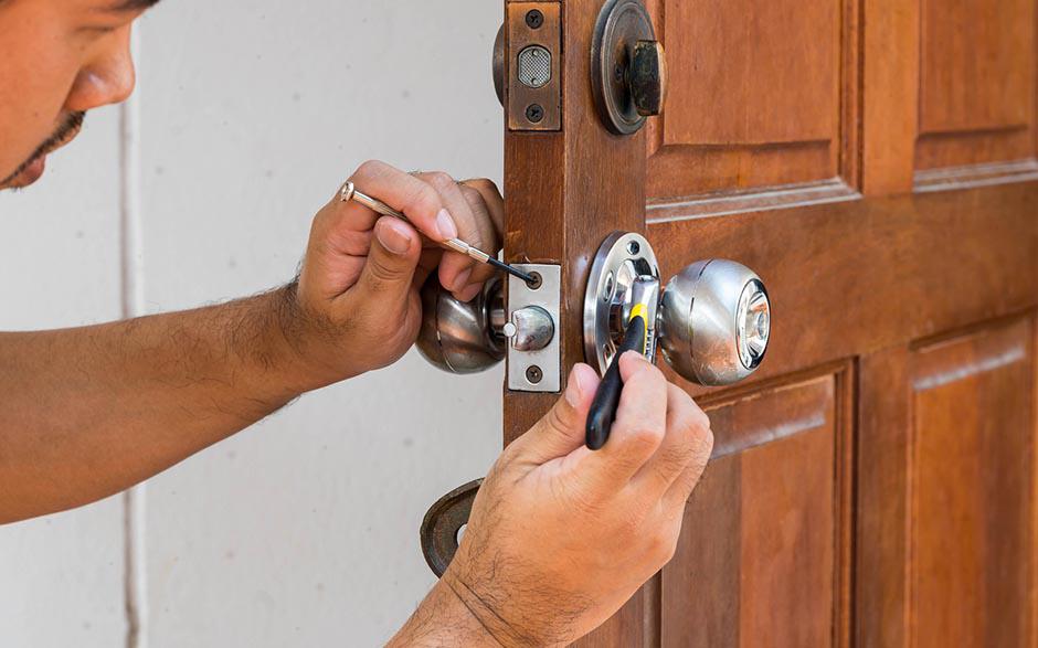 spécifiques serrure porte blindee Bagnolet